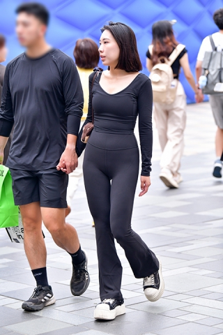 ★紧身衣紧身裤美女