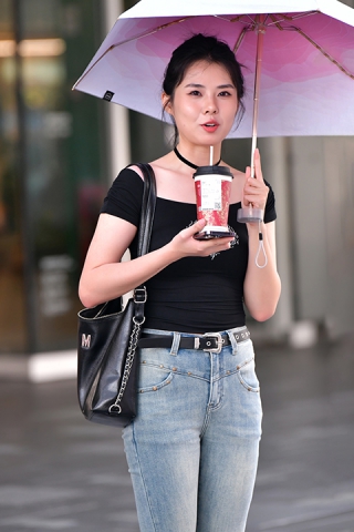 ★长腿牛仔裤美女