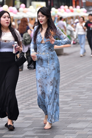 001 ★气质高挑纱裙美女