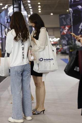 20201023肉丝美女