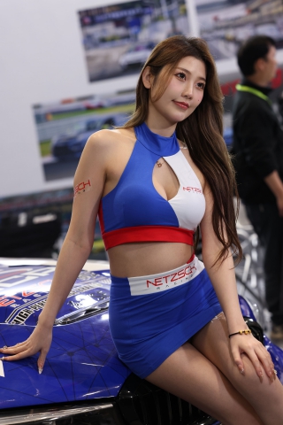 20250301改装车展上的赛车服漂亮小姐姐安妮